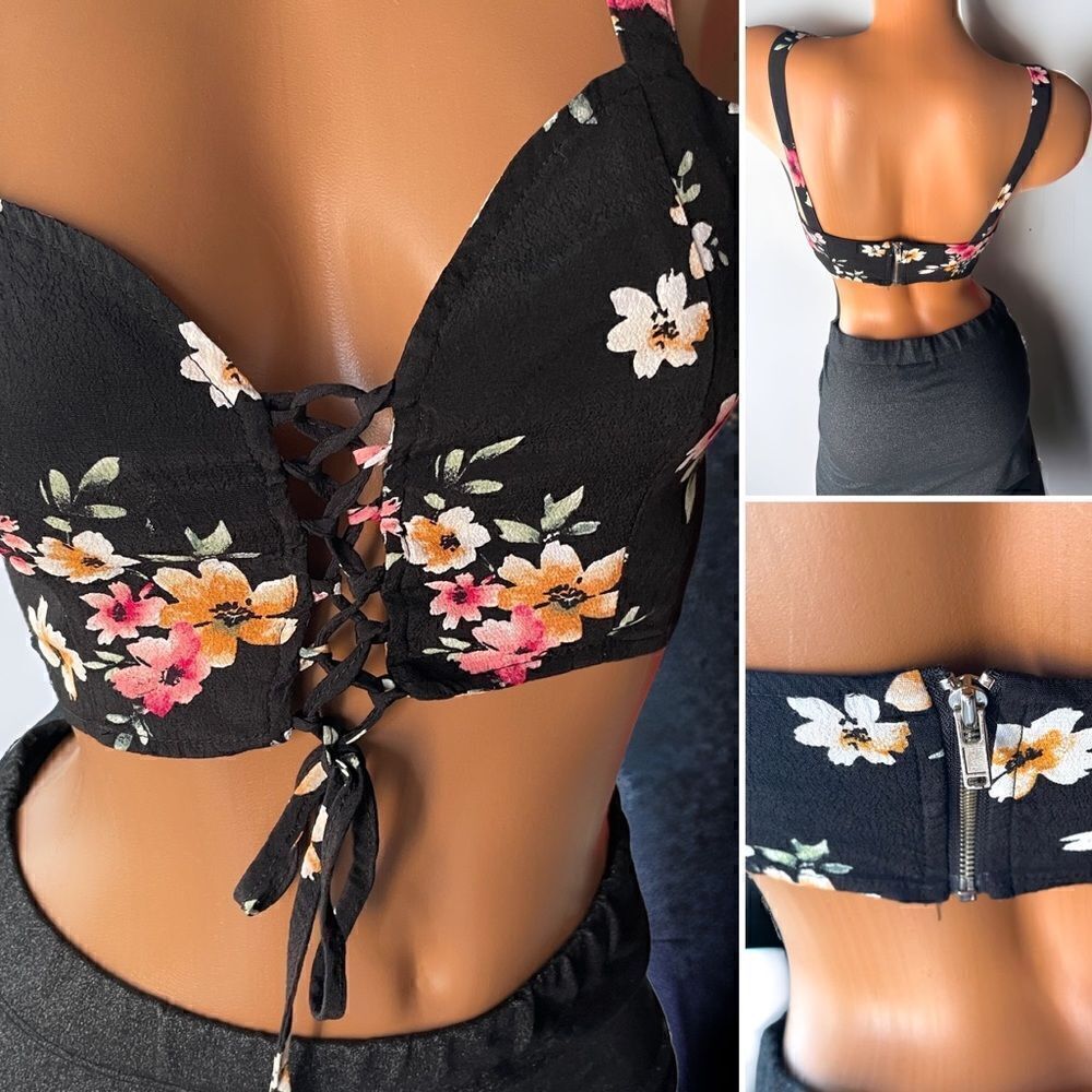 Forever 21 l Black Cami/Top l Floral Print l Lace-up l Back zip l Small